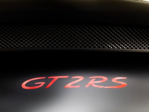 Used 2018 Porsche 911 GT2 RS RWD image 11
