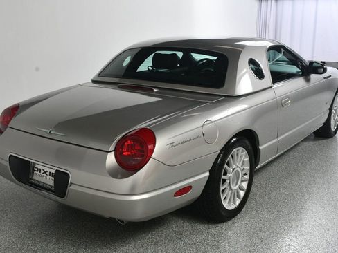 Used 2004 Ford Thunderbird RWD image 6