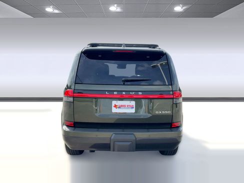 Used 2024 Lexus GX 550 w/ Cold Area Package image 10