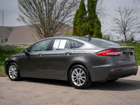 Used 2020 Ford Fusion SE image 7