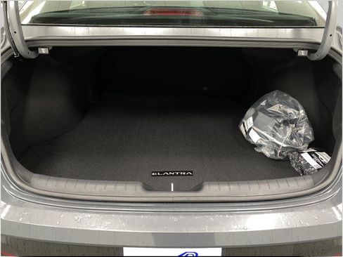 New 2026 Hyundai Elantra Sport image 5