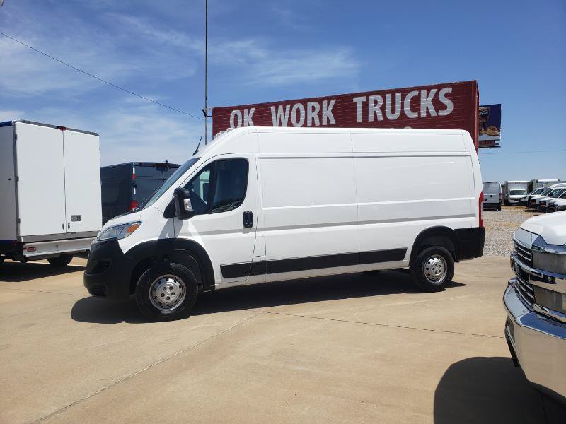 Used 2023 RAM ProMaster 2500 FWD image 2