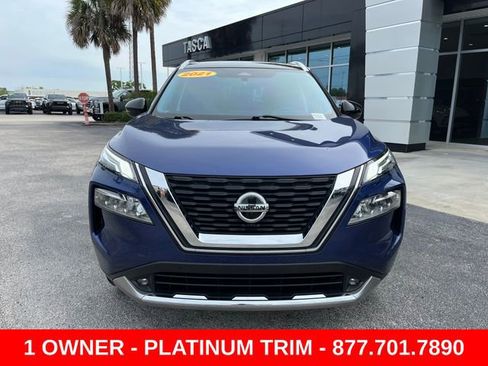 Used 2021 Nissan Rogue Platinum FWD image 3