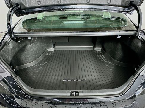 New 2026 Toyota Camry SE image 27