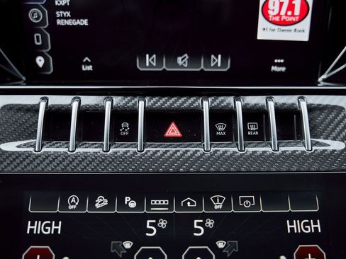 Used 2024 Lamborghini Urus Performante image 84