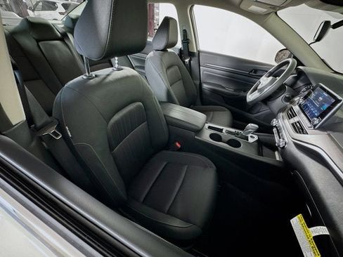 New 2026 Nissan Altima 2.5 SV FWD image 21