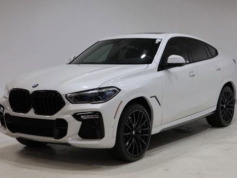 Used 2020 BMW X6 M50i w/ Executive Package AWD/4WD image 3