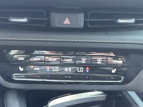 Certified 2023 Buick Envision Essence w/ Sport Touring Package AWD/4WD image 18
