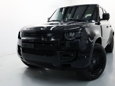 Used 2023 Land Rover Defender 110 SE image 52