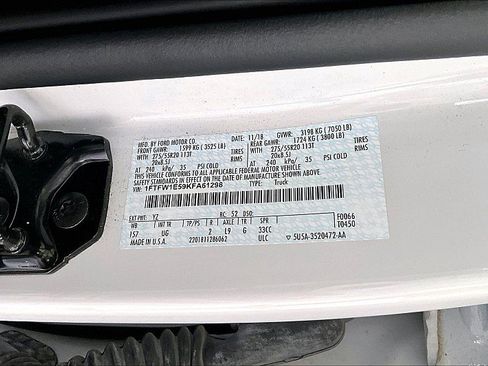 Used 2019 Ford F150 XLT w/ Equipment Group 302A Luxury AWD/4WD image 25
