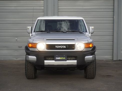 Used 2008 Toyota FJ Cruiser 4WD image 9