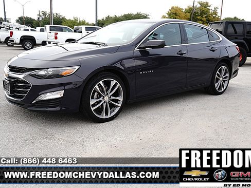 Certified 2025 Chevrolet Malibu LT FWD image 3