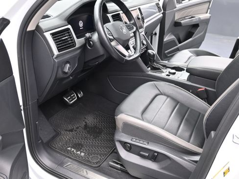 Used 2022 Volkswagen Atlas SEL Premium AWD/4WD image 12