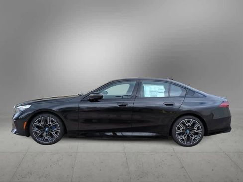 New 2025 BMW i5 xDrive40 w/ M Sport Package image 5