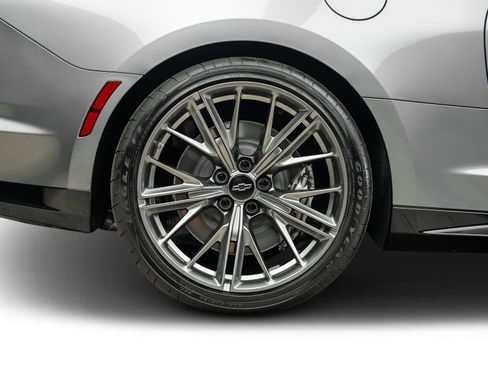 Used 2022 Chevrolet Camaro ZL1 RWD image 32