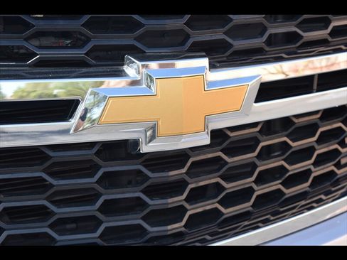 Used 2018 Chevrolet Tahoe LT w/ Luxury Package RWD image 46