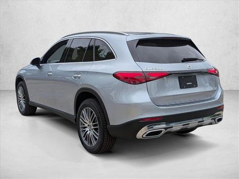 Certified 2026 Mercedes-Benz GLC 300 image 9