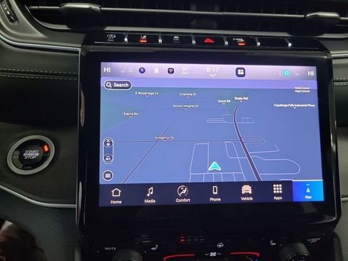 New 2025 Jeep Grand Cherokee L Limited w/ Trailer Tow Package image 24