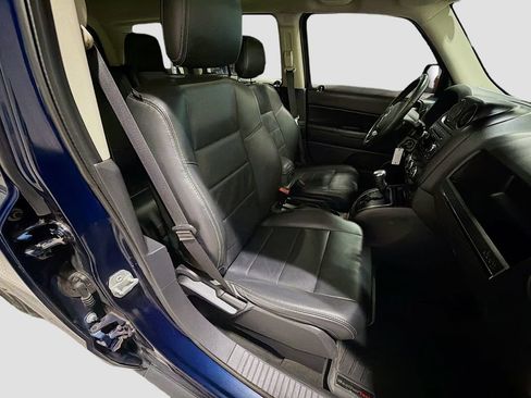 Used 2017 Jeep Patriot High Altitude FWD image 26
