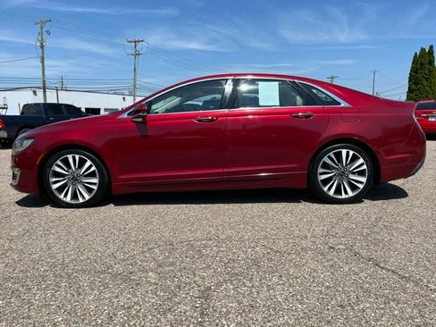 Used 2017 Lincoln MKZ Select w/ Select Plus Package AWD/4WD image 2