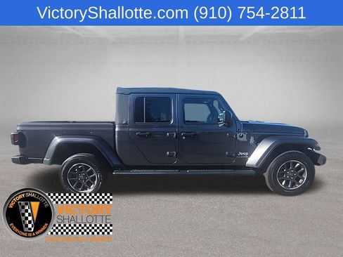 Used 2023 Jeep Gladiator Overland w/ Cold Weather Group AWD/4WD image 30