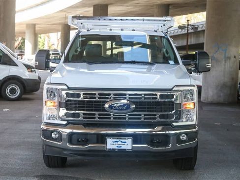 New 2025 Ford F350 XL w/ XL Chrome Package image 2