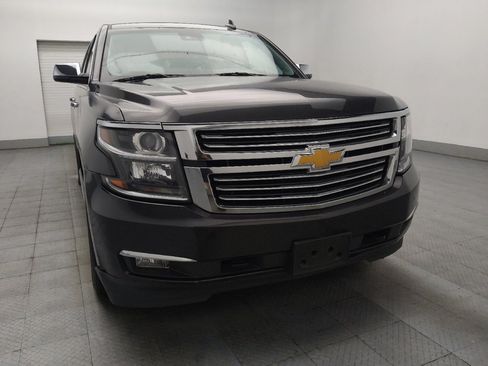 Used 2018 Chevrolet Suburban Premier RWD image 14