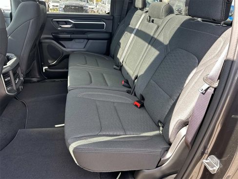 New 2026 RAM 1500 4x4 Crew Cab image 9