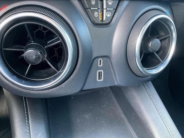 Used 2022 Chevrolet Blazer LT FWD image 23