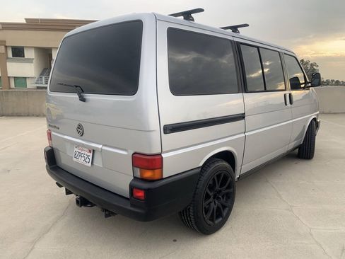 Used 2003 Volkswagen Eurovan MV FWD image 10