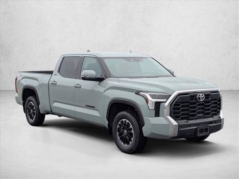 Used 2022 Toyota Tundra SR5 image 3