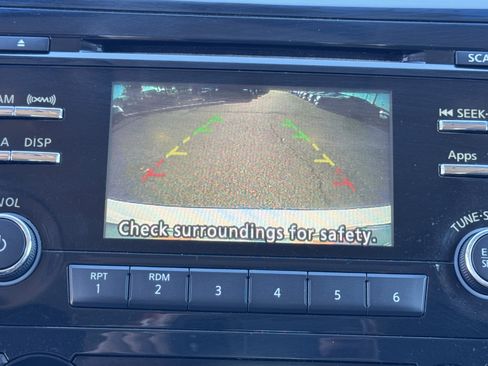 Used 2014 Nissan Altima 2.5 SV w/ Convenience Package image 28