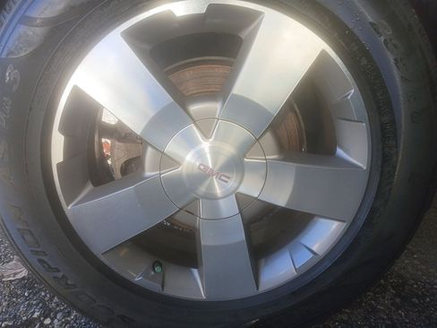 Used 2012 GMC Acadia SLT image 34