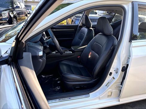 Used 2023 Nissan Altima 2.5 SL FWD image 28
