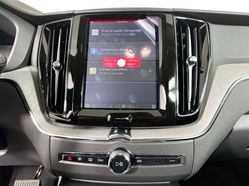 Used 2025 Volvo XC60 B5 Plus w/ Protection Package Premier image 11