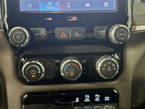 New 2026 RAM 1500 Big Horn AWD/4WD image 15