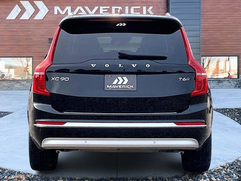 Used 2022 Volvo XC90 T6 Inscription w/ Climate Package image 6