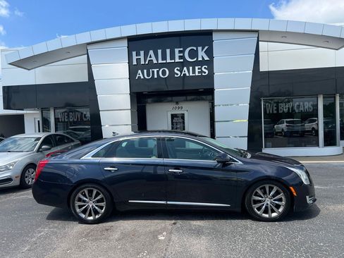 Used 2013 Cadillac XTS Premium AWD/4WD image 1