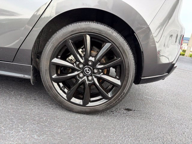 Used 2024 MAZDA MAZDA3 s FWD image 10