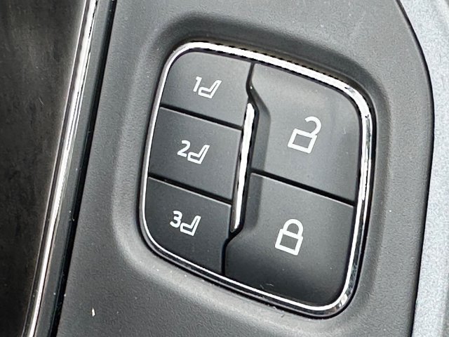Used 2021 Ford F150 Lariat AWD/4WD image 31