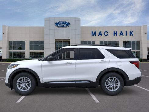 New 2025 Ford Explorer Active w/ Active Comfort Package image 3