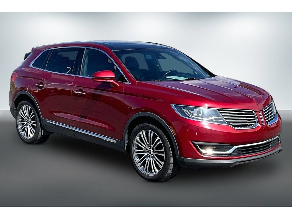 Used 2016 Lincoln MKX Reserve w/ Equipment Group 102A AWD/4WD image 3