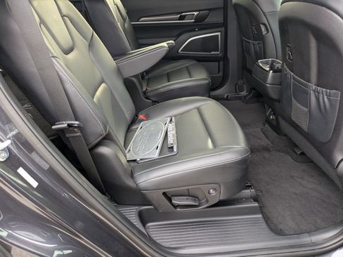 Used 2025 Kia Telluride S AWD/4WD image 37