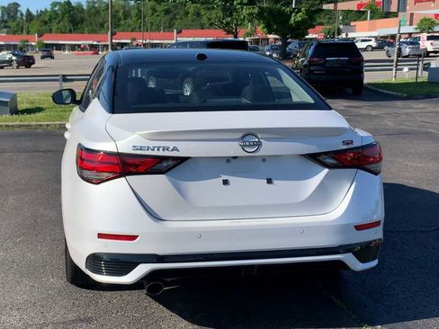 Used 2024 Nissan Sentra SR FWD image 7