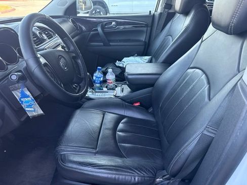 Used 2016 Buick Enclave Leather w/ Trailering Package FWD image 8