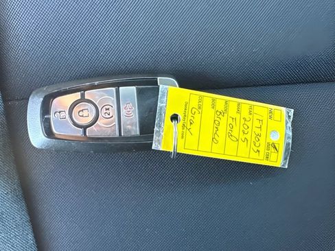 Used 2025 Ford Bronco Big Bend AWD/4WD image 34