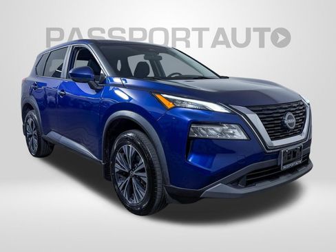 Certified 2023 Nissan Rogue SV FWD image 3