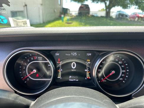 Used 2020 Jeep Gladiator Mojave w/ Dual Top Group AWD/4WD image 14