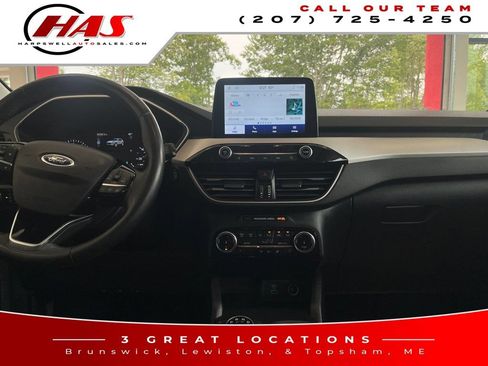 Used 2022 Ford Escape SEL AWD/4WD image 15