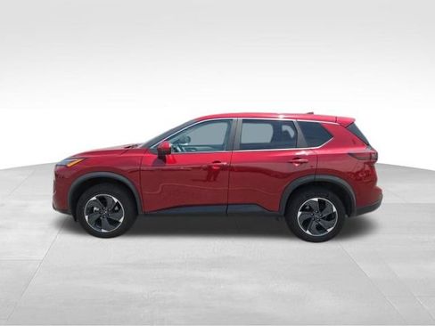 Used 2025 Nissan Rogue SV AWD/4WD image 5